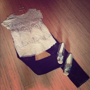 Maurice’s gray and white embroidered top